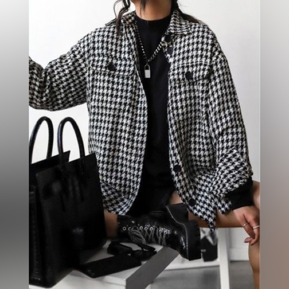 H&M Black and White Houndstooth Button-Down Shirt Jacket